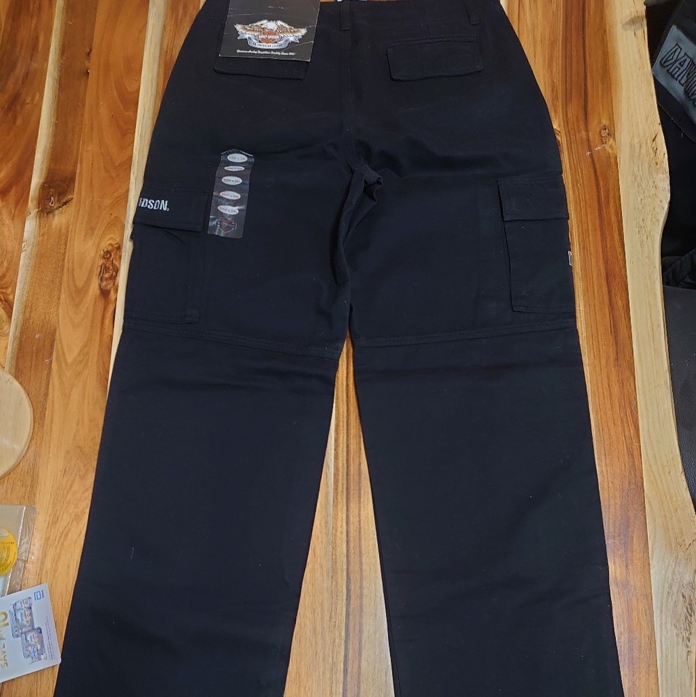 BNWT Harley Davidson mens black cargo pants.